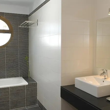 Maretas Коста-Тегисе